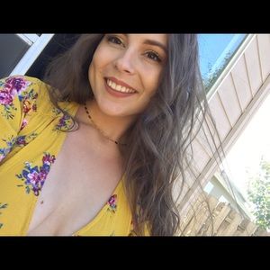 Meet your Posher, Kaylie